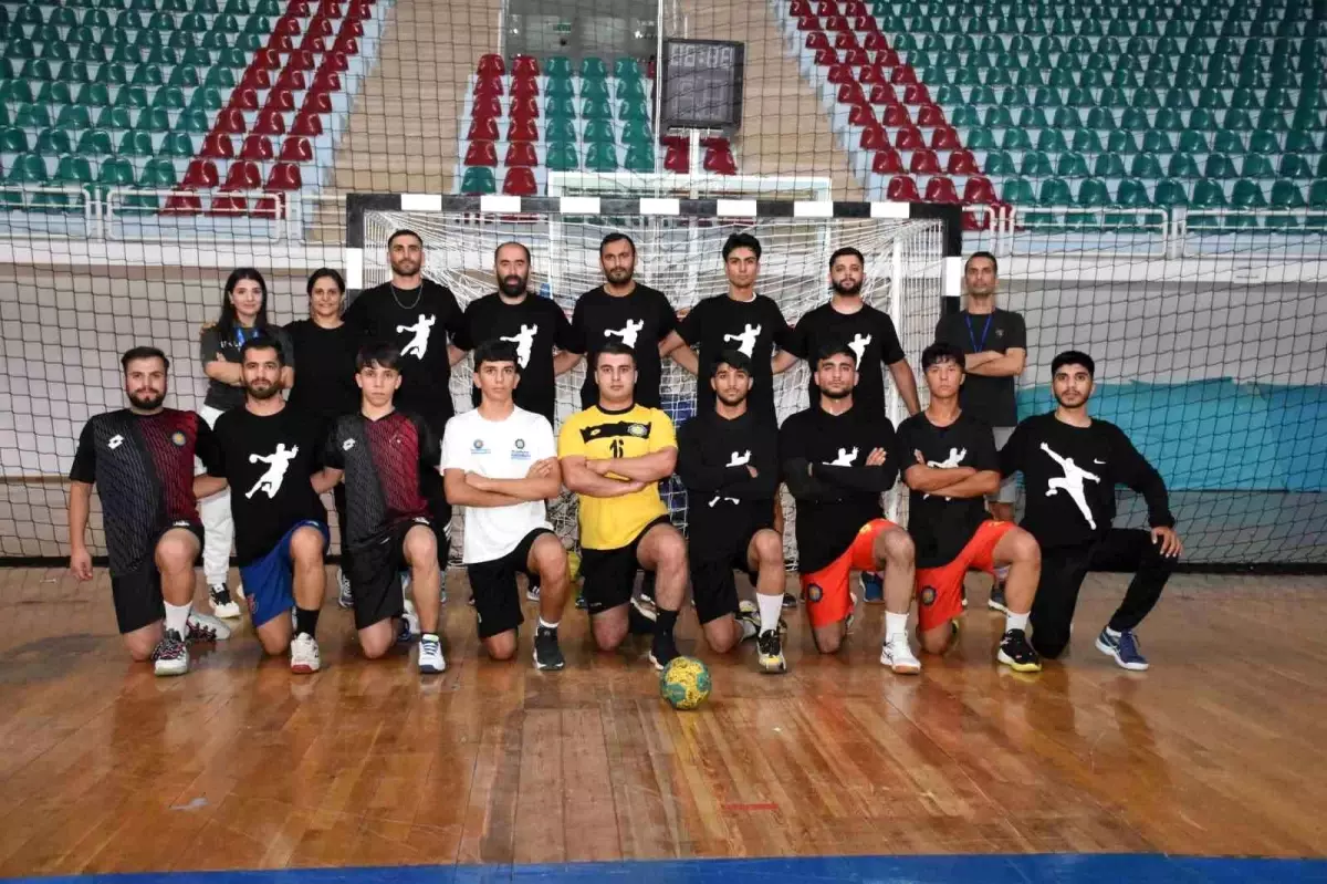 Diyarbakır Büyükşehir Belediyespor Hentbol Takımı Süper Lig Hedefli İlk Maçına Hazırlanıyor