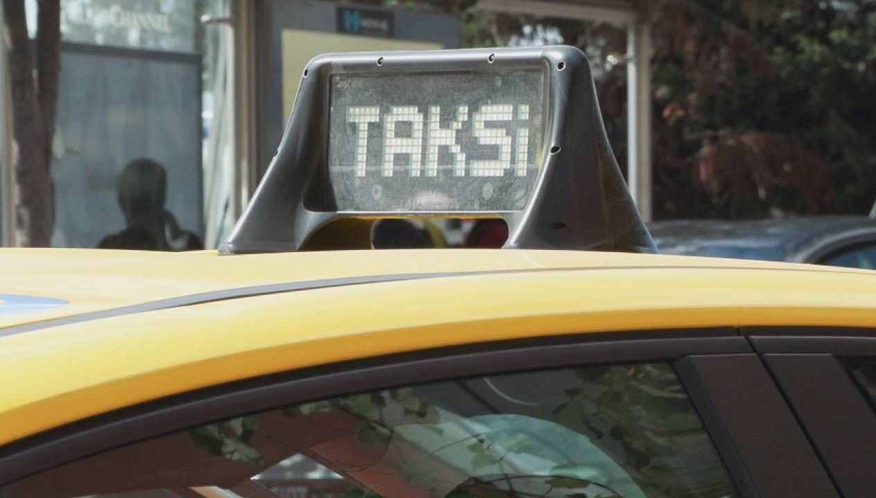 İstanbul’da taksi ücreti zammı yürürlüğe girdi: İşte yeni fiyatlar istanbulda taksi ucreti zammi yururluge girdi iste yeni fiyatlar msLiQkV7