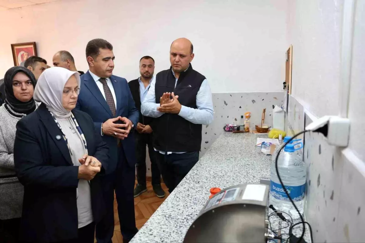 Düzce’de Çiğ Süt Toplama Merkezi Açıldı duzcede cig sut toplama merkezi acildi 7fFvWmsq.jpg