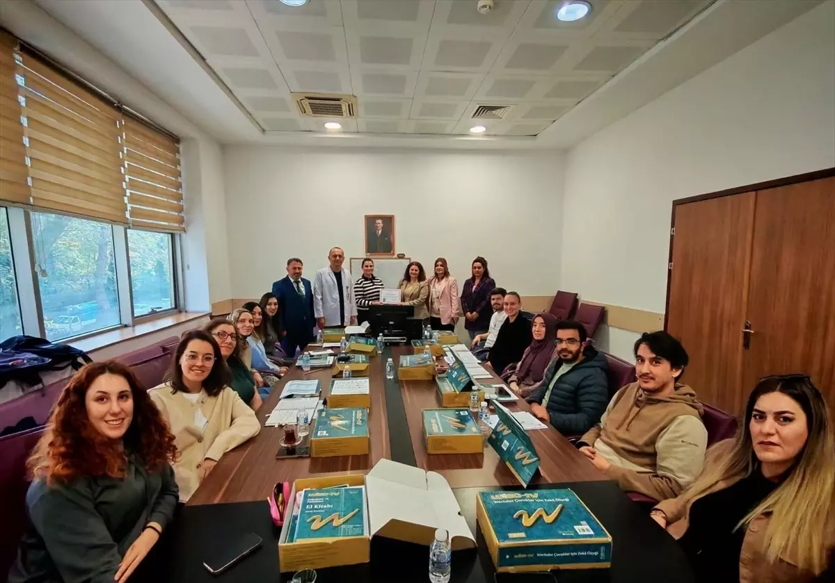 ereglide izinsiz afislere ceza 3fm4nFDx.jpg