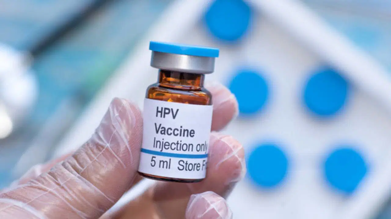 Uzmanlardan uyarı: ‘HPV aşısına erken yaşta başlanmalı’