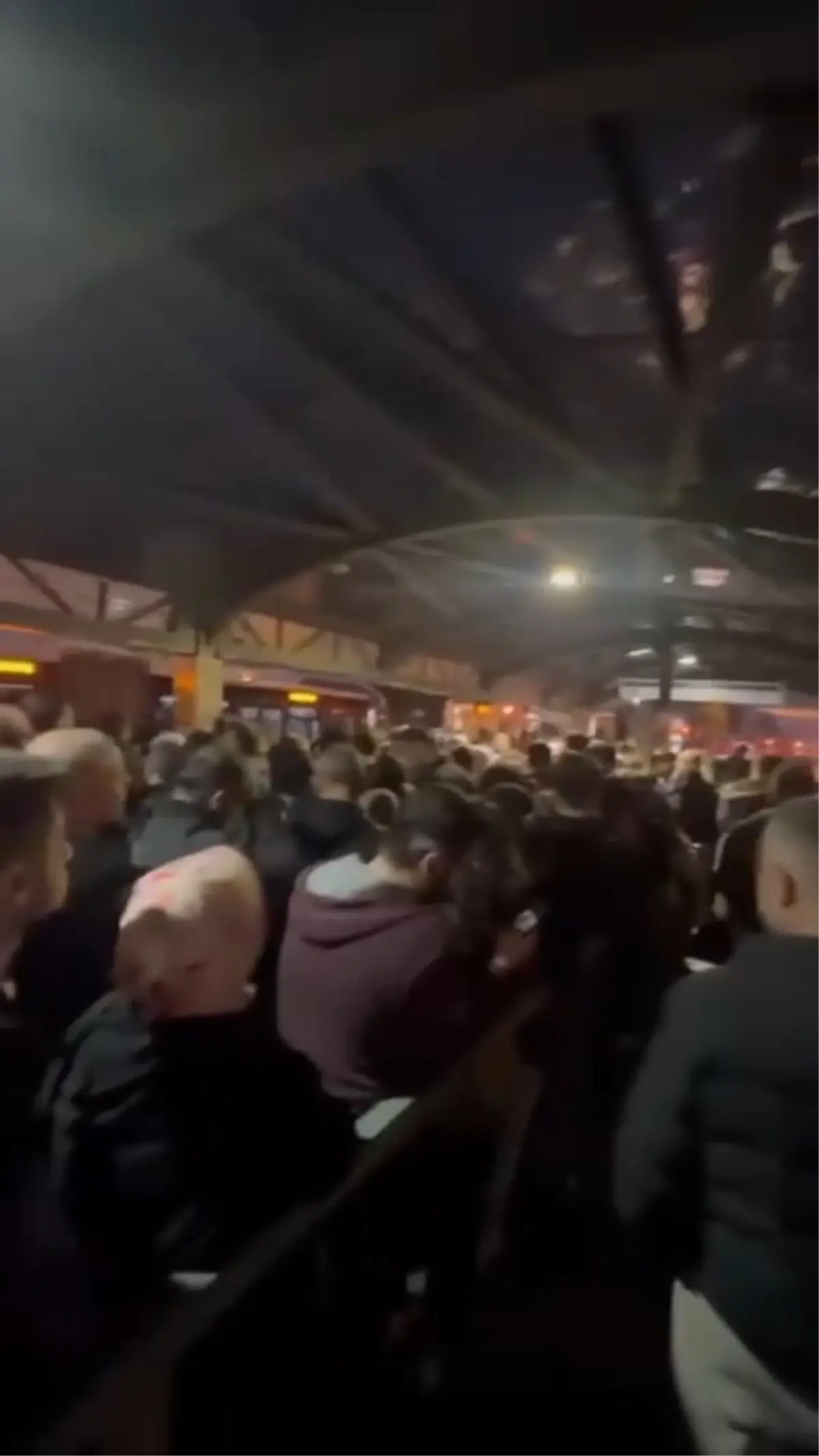 Avcılar’da Metrobüs Arızası Sebebiyle Aksamalar