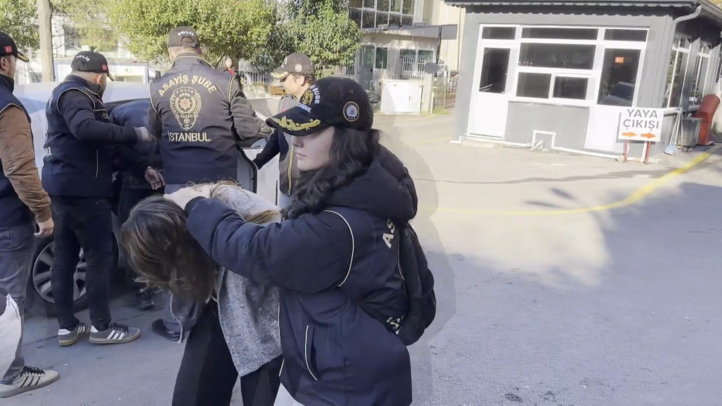 İstanbul’da suç örgütlerine operasyon. İki kadın tetikçi de yakalandı