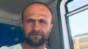 mardinde-kamyon-ile-tir-carpisti-surucu-hayatini-kaybetti-7JWZt13J