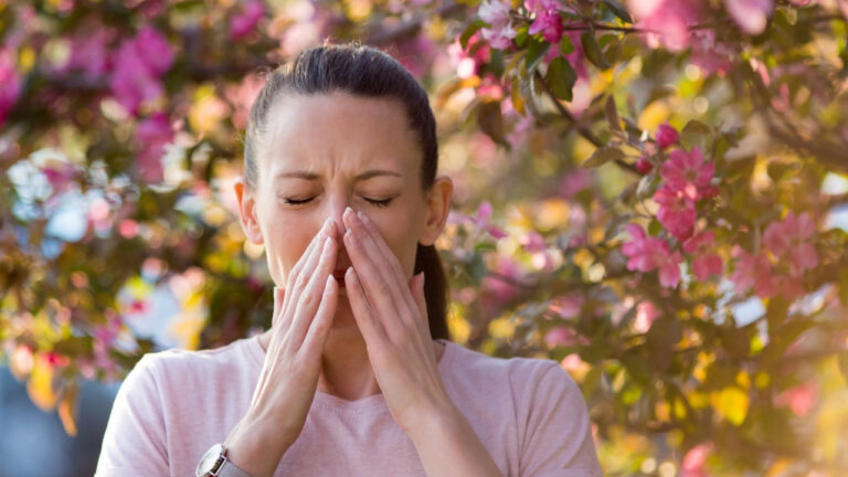 bahar-alerjisiyle-bas-etmenin-5-altin-kurali-vHkCO66N