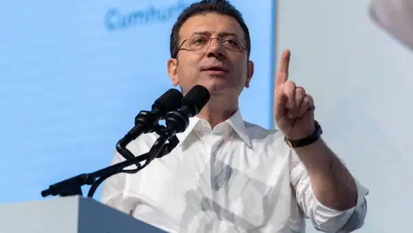 CHP’li Karadeniz Belediye Başkanları Toplantısı: İmamoğlu’ndan Güçlü Mücadele Vurgusu