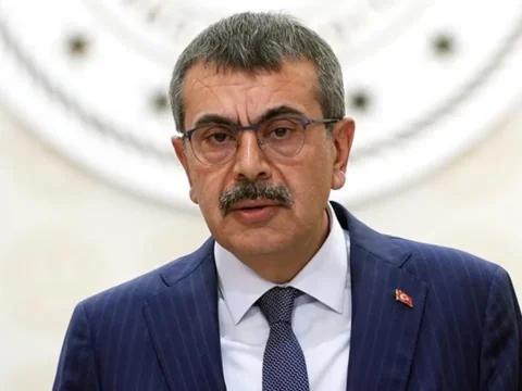 CHP’li isim Yusuf Tekin’e seslendi: ‘Okullardaki şiddette Türkiye, Amerika ile yarışıyor’