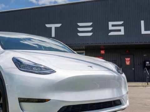 Tesla, Avrupa’daki en büyük sınavıyla karşı karşıya